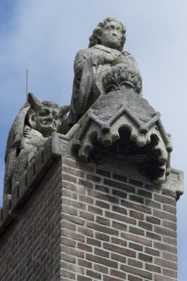 Haarlem, RK Kathedrale basiliek Sint Bavo aan buitenzijde [011], 2014 0635_crop.jpg