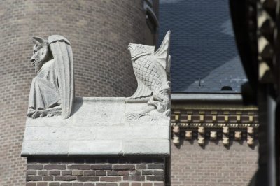 Haarlem, RK Kathedrale basiliek Sint Bavo aan buitenzijde [011], 2014 0638.jpg