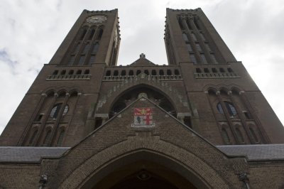Haarlem, RK Kathedrale basiliek Sint Bavo aan buitenzijde [011], 2014 0659.jpg