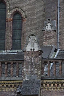 Haarlem, RK Kathedrale basiliek Sint Bavo aan buitenzijde [011], 2014 0779.jpg