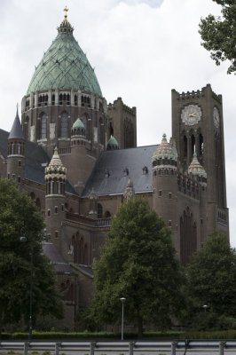 Haarlem, RK Kathedrale basiliek Sint Bavo aan buitenzijde [011], 2014 0781.jpg