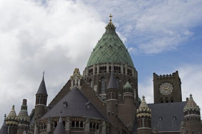 Haarlem, RK Kathedrale basiliek Sint Bavo aan buitenzijde [011], 2014 0783.jpg