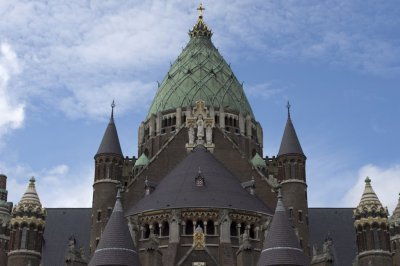 Haarlem, RK Kathedrale basiliek Sint Bavo aan buitenzijde [011], 2014 0784.jpg