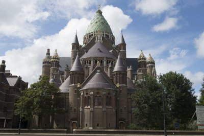 Haarlem, RK Kathedrale basiliek Sint Bavo aan buitenzijde [011], 2014 0786.jpg