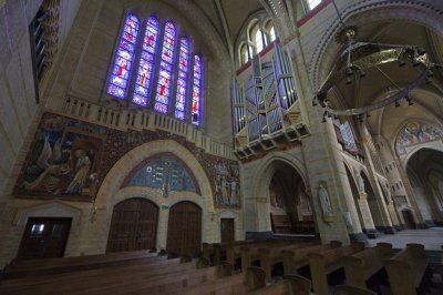 Haarlem, RK Kathedrale basiliek Sint Bavo dwarsschip Noord [011], 2014 0761.jpg
