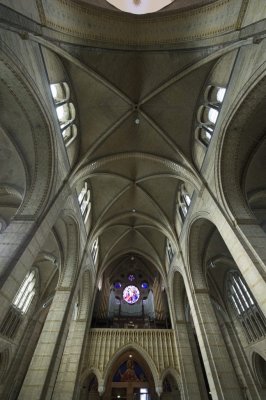 Haarlem, RK Kathedrale basiliek Sint Bavo plafond middenschip en koortribune [011], 2014 0762.jpg
