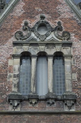 Haarlem, prot gem Grote of Sint Bavokerk aan buitenzijde [011], 2014 1093.jpg