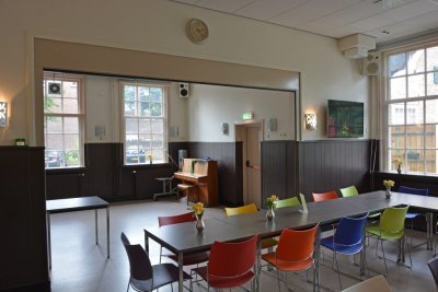 Eindhoven, Sri Sathya Sai Baba 13 (hier diensten), 2014.jpg