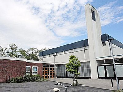Groningen, geref kerk vrijgem Refajah kerk 12 [004] 2014.jpg