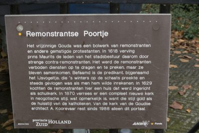 Gouda, remonstrantse Poortje 1303 [011], 2014.jpg