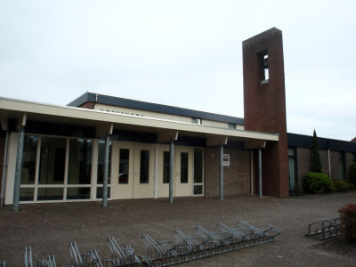 Haulerwijk, geref kerk vrijgem Kruiskerk 21 [004], 2014.jpg