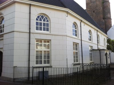 Zaltbommel, Gasthuistoren en kapel [011] 1867, 2014.jpg
