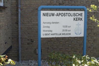Breda, Nieuw Apostolische kerk [011], 2015 2490.jpg