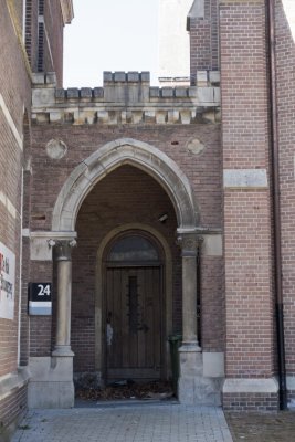 Breda, voorm RK Heilig Hartkerk [011], 2015 2468.jpg