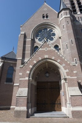 Breda, voorm RK Heilig Hartkerk [011], 2015 2470.jpg