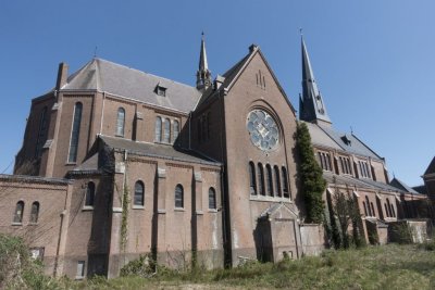 Breda, voorm RK Heilig Hartkerk [011], 2015 2484.jpg