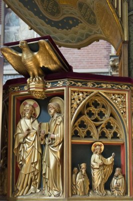 Den Haag RK Sint-Jacobus de Meerderekerk [011], 2015 7759 preekstoel.jpg
