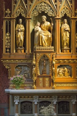 Den Haag RK Sint-Jacobus de Meerderekerk [011], 2015 7765 nevenaltaar zuidzijde.jpg