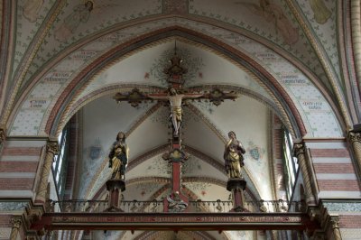 Den Haag RK Sint-Jacobus de Meerderekerk [011], 2015 7773 narthex kruisiging.jpg