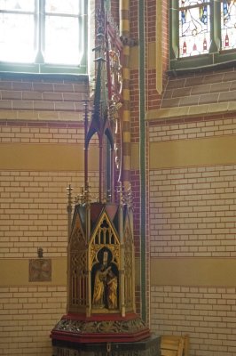 Den Haag RK Sint-Jacobus de Meerderekerk [011], 2015 7814 doopvont.jpg