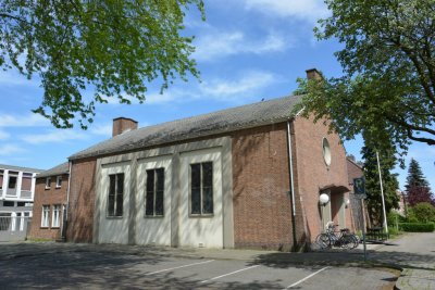 Eindhoven, hersteld apost gen voorm 13, 2015.jpg
