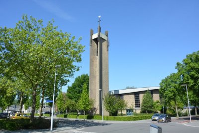 Eindhoven, RK heilig Hartenkerk voorm 15, 2015.jpg