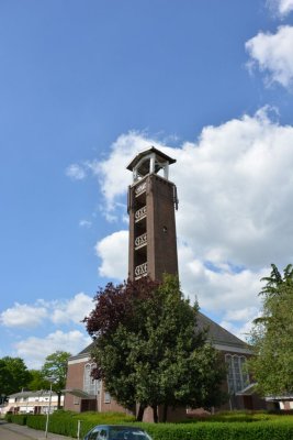 Eindhoven, pinkstergem Maranathakerk 17, 2015.jpg