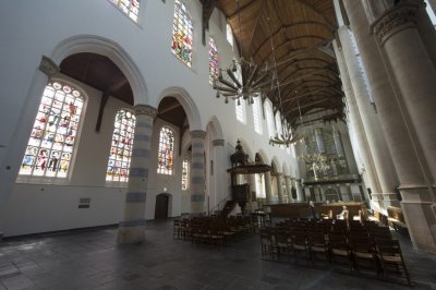 Delft, prot gem Oude Kerk middenschip [011], 2015 8193.jpg