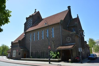 Haarlem, oud kath kerk 11, 2015.jpg