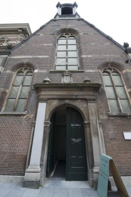 Leiden, Waalse Kerk Buitenzijde [011], 2015 2047.jpg