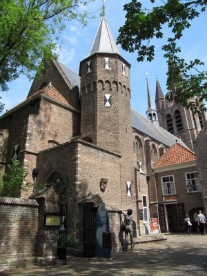 Delft, Waalse kerk van website.jpg