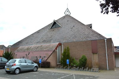 Holten, geref kerk cntrum De Kandelaar 11, 2015.jpg