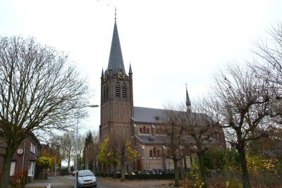 Beuningen, RK h Corneliuskerk 11, 2015.jpg