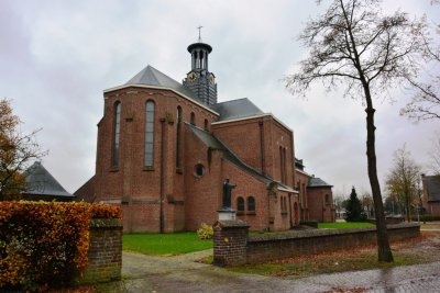 Winssen, RK h Antonius van Paduakerk 11, 2015.JPG