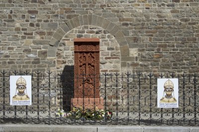 Maastricht RK Servaasbasiliek 2.1 Armeense kruissteen 2016 [011] 7841.jpg