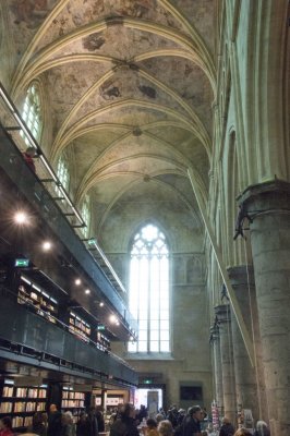 Maastricht Voorm Dominicanenkerk schip 2016 [011] 7610.jpg