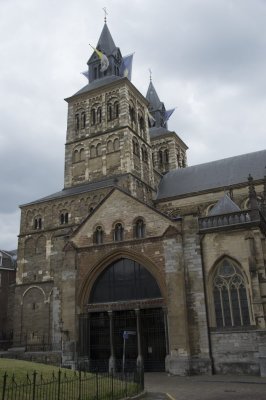 Maastricht RK Servaasbasiliek 2016 [011] 7676_1.jpg