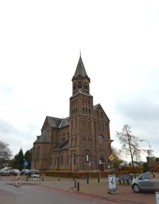 Overasselt, RK h Antonius Abtkerk 11, 2015.jpg