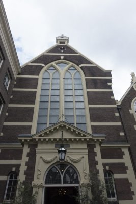 Amsterdam, Waalse kerk Oude Zijds 1 Walenpleinzijde [011], 2016 2885.jpg