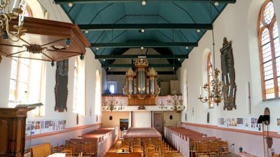 Hindeloopen, Grote Kerk interieur 12 [018], 2016.jpg