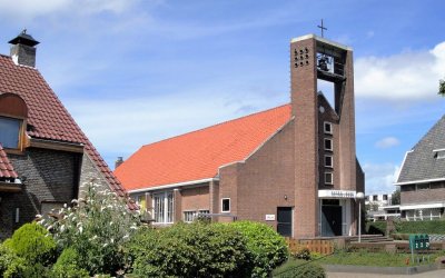 Rijnsburg, geref Petrakerk 11 [040], 2016.jpg
