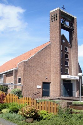 Rijnsburg, geref Petrakerk 12 [040], 2016.jpg