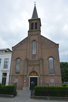 Oud Beijerland, RK Antonius van Paduakerk 11, 2016.jpg