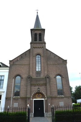 Oud Beijerland, RK Antonius van Paduakerk 14, 2016.jpg