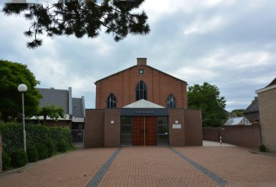 Oud Beijerland, chr geref kerk Gedachteniskerk 11, 2016.jpg