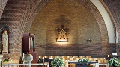 Enter, RK Anthoniuskerk abt 17 [018], 2017.jpg