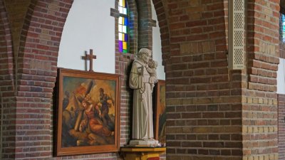 Enter, RK Anthoniuskerk abt 18 [018], 2017.jpg