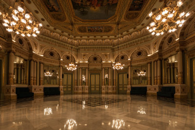 Tour the Gran Teatre del Liceu (Opera House)