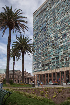 Affordable housing in the Plaza Independencia