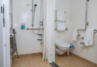 Shower and toilet area Ruby Princess